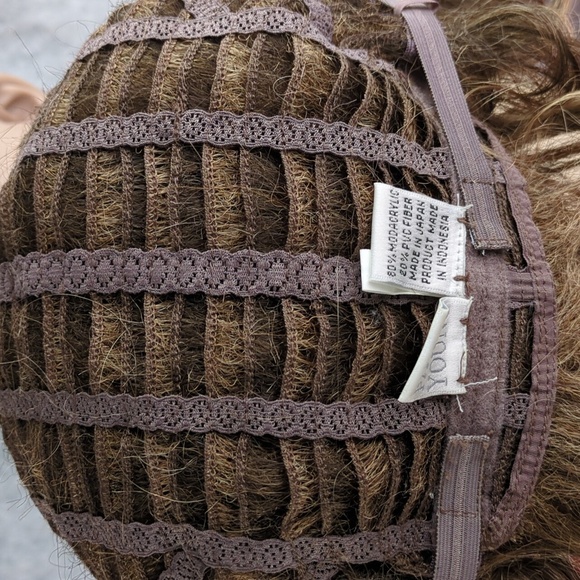 Paula Young Curly Wig - Picture 11 of 16